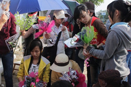 "Bùng nổ" khuyến mãi hàng hóa mừng ngày 20/11 - 3 "Bùng nổ" khuyến mãi hàng hóa mừng ngày 20/11 - 3