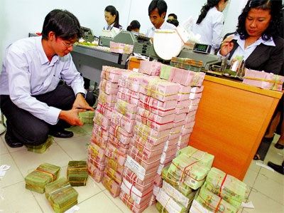 Ngân hàng năm 2012: mối lo từ nợ xấu - 1 Ngân hàng năm 2012: mối lo từ nợ xấu - 1
