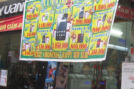 Nhà nhà “tung chiêu”… xả kho, giảm giá - 9