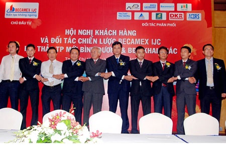 Tập đoàn Becamex ký hợp tác với 9 đối tác phân phối