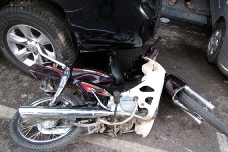 Hà Nội: Xế hộp gây tai nạn liên hoàn, 1 người tử vong