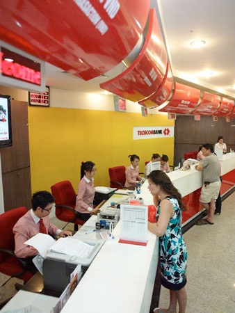 Techcombank tiếp tục được tạp chí quốc tế vinh danh - 1 Techcombank đã nhận được 9 giải thưởng quốc tế từ đầu năm tới nay