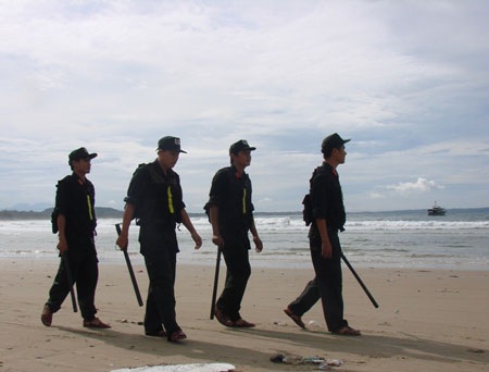 CSCĐ cũng được điều động đến bảo vệ trên bờ