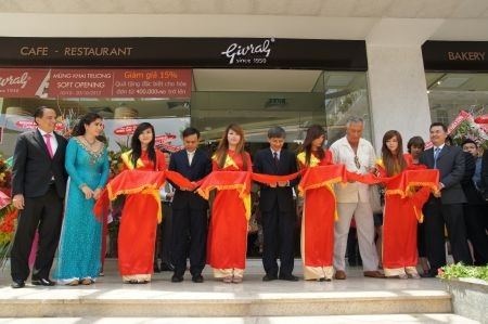 Tìm lại dấu xưa trên gương mặt mới