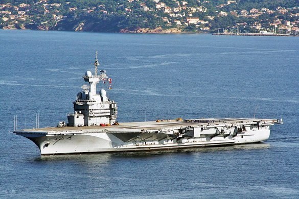 Tàu Charles de Gaulle (Pháp)