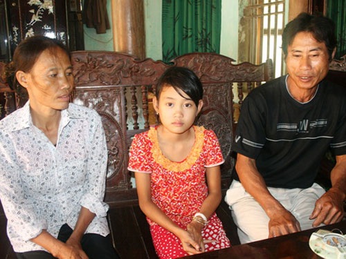 Hiệu phó đánh học sinh chỉ vì nợ 6.000 đồng tiền mua sách? - 1 Hiệu phó đánh học sinh chỉ vì nợ 6.000 đồng tiền mua sách?