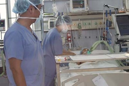 Cứu sống bệnh nhân 83 tuổi bị sốc tim nặng - 1 Bệnh nhân mắc bệnh tim được điều trị tích cực. Ảnh minh họa