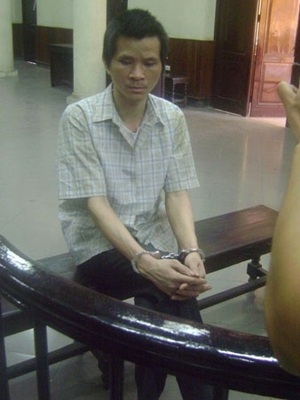 Nguyễn Văn Trận (SN 1974, ở huyện Phú Xuyên, Hà Nội) với tội danh giết người..