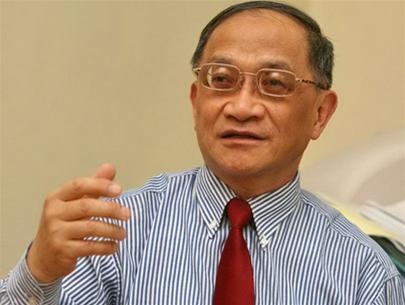 Hội thảo “Kinh tế 2013 - CEO và những thách thức” - 1 Ông Lê Đăng Doanh - Chuyên gia kinh tế cấp cao VN, Nguyên Viện trưởng Viện Quản Lý Kinh Tế TW