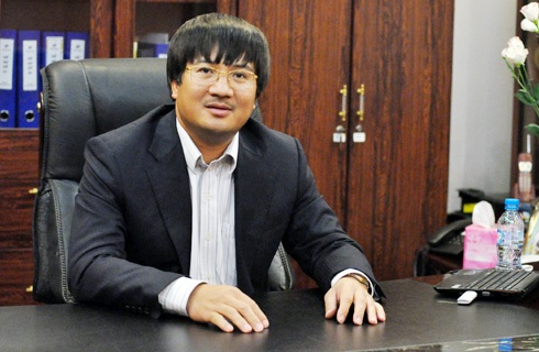 Hội thảo “Kinh tế 2013 - CEO và những thách thức” - 2 Ông Lê Đăng Doanh - Chuyên gia kinh tế cấp cao VN, Nguyên Viện trưởng Viện Quản Lý Kinh Tế TW