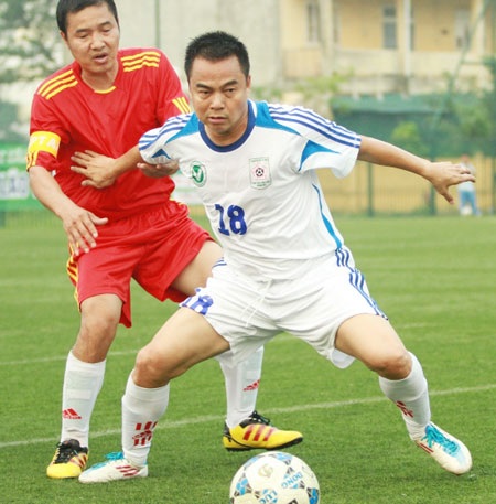 Biết nắm bắt thời cơ, ông Đại trở thành siêu cò làng bóng Việt