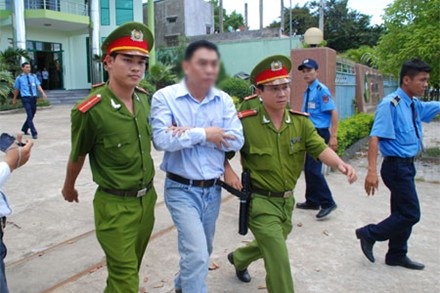 Tham nhũng tràn lan, xử lý vụn vặt - 1 Rất ít đối tượng tham nhũng bị truy tố, xử lý nghiêm. Ảnh: Thanh Hải