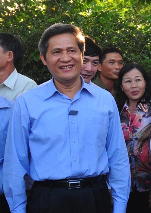 Miễn nhiệm Chủ tịch UBND tỉnh Đắk Lắk - 1 HĐND tỉnh Đắk Lắk thống nhất bãi nhiệm chức danh Chủ tịch UBND,