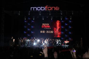 Đêm diễn RockStorm 2012 Hà Nội: Anh tài hội tụ