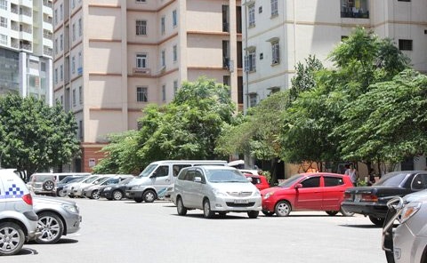 Bắt chẹt nhà giàu với phí gửi xe ôtô - 2 Cần pháp lý đủ mạnh