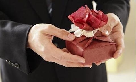 Có gì gửi thủ trưởng không?