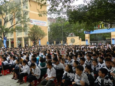 Các em học sinh trường THCS Nguyễn Đình Chiểu tham dự ngày hội