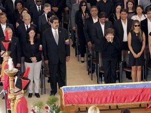 Phó Thủ tướng Hoàng Trung Hải dự lễ viếng Tổng thống Hugo Chavez - 1 Lễ tang cố Tổng thống Hugo Chavez. (Nguồn: EPA)