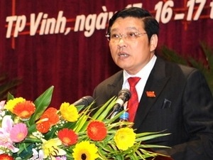 Trao quyết định nhân sự Ban Nội chính Trung ương - 1 Ông Phan Đình Trạc. (Nguồn: Báo điện tử Đảng cộng sản)