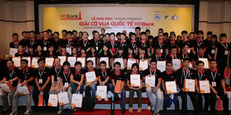 Hơn 100 kỳ thủ tham dự giải cờ vua quốc tế HDBank 2013