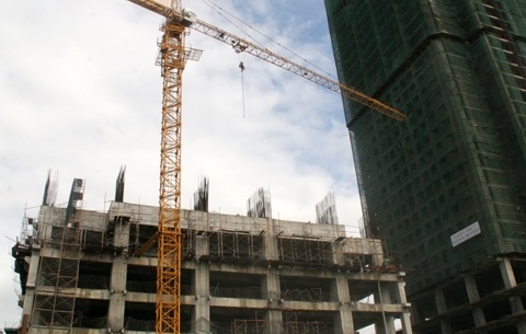 Giá nhà giảm sâu, mua vẫn sợ hớ - 1 Giá nhà giảm sâu, mua vẫn sợ hớ