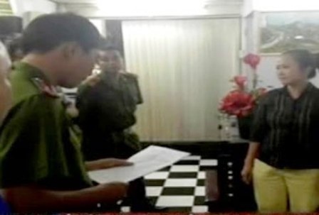 Công an khám xét công ty Trần Chánh tại TP.HCM vào chiều 7/6