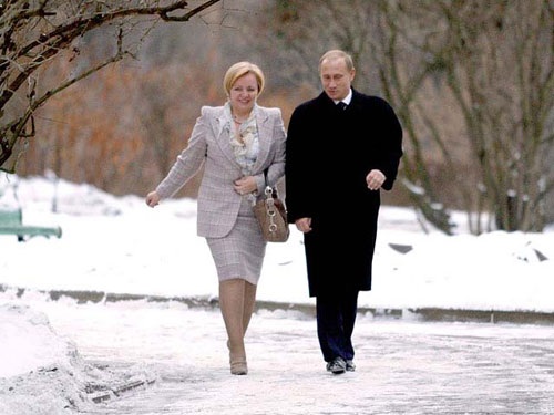 Cuộc ly hôn "dũng cảm" của Putin: Tâm sự của đệ nhất phu nhân - 1 Có lẽ sẽ chẳng có dịp nào nữa để người ta có thể chứng kiến cảnh TT Vladimir Putin