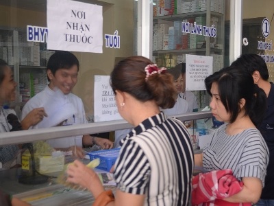 Người bệnh đang cần những loại thuốc điều trị chất lượng. ảnh L.N.