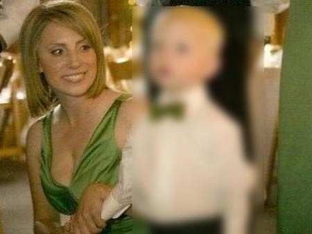 'Lỡ' có con với học trò, nữ giáo viên xinh đẹp bị bắt - 1 Cô giáo Laura Elizabeth Whitehurst