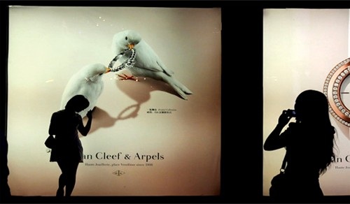 Châu Á khát hàng hiệu