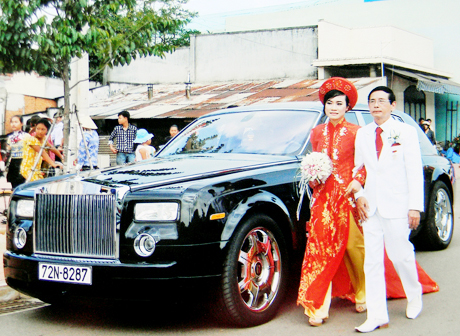 Quyết định cuối về chiếc giường bạc tỷ của đại gia Việt