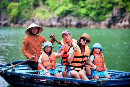 Nghệ thuật quản lý tài chính của doanh nhân siêu mẫu Thúy Hạnh - 5 Thúy Hạnh có nhiều thời gian hơn cho gia đình và tận hưởng cuộc sống