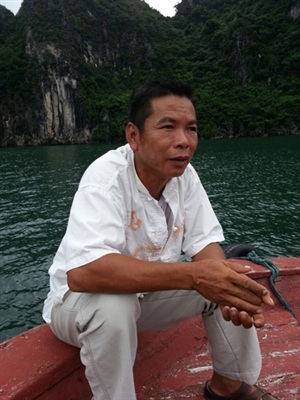 Canh bạc sứa đỏ độc nhất vô nhị - 2 Ông Hoàng Văn Thụ: “Biển lấy đi nhiều thứ, nhưng cho tôi niềm tin bất tận vào tiềm năng của biển”.