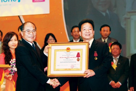 Tập đoàn T&T và 20 năm “thần tốc” của bầu Hiển - 1 Tập đoàn T&T và 20 năm “thần tốc” của bầu Hiển