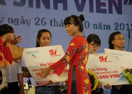 Google, Viettel và triết lý kinh doanh “cho đi” - 1 Google, Viettel và triết lý kinh doanh “cho đi”