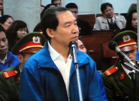 Sự bình thản khó tin của Dương Chí Dũng - 1 Dương Chí Dũng luôn giữ được vẻ bình thản