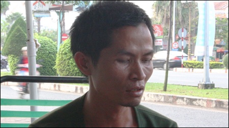 Nhiều người xưng "nhà hảo tâm" đòi tiền tài xế vụ "hôi bia" - 1 Tài xế Hồ Kim Hậu (ảnh: Nguyễn An)