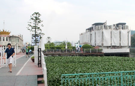 Nhà hàng nổi Nàng Tiên Cá 1