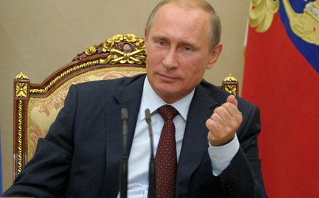 Putin hô, Medvedev ứng: Nước Nga về đâu?