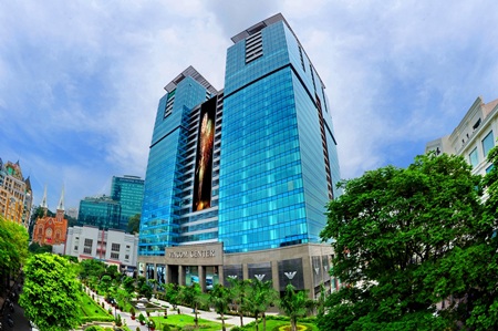 Vingroup được vinh danh “Chủ đầu tư trung tâm thương mại tốt nhất VN 2014” - 3 Vincom Center - trung tâm thương mại gắn với tên tuổi của Vingroup tại TPHCM