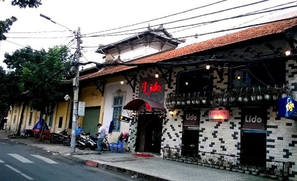  Mặt sau hướng ra đường Nguyễn Thị Diệu