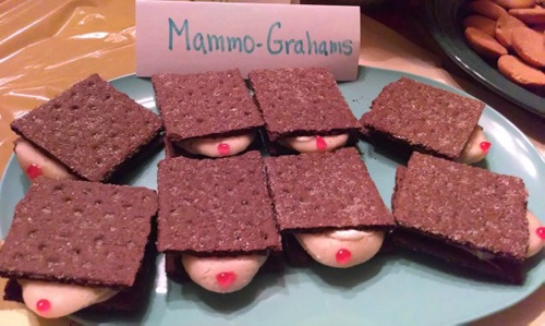 Ăn kiểu sexy đến dân chơi cũng đỏ mặt