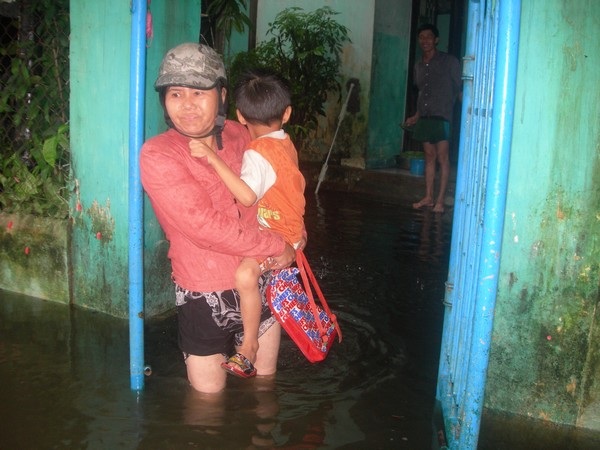 Hễ mưa là nước ngập vào nhà - 1