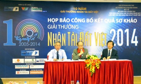 Họp báo công bố kết quả sơ khảo giải thưởng Nhân Tài Đất Việt 2014