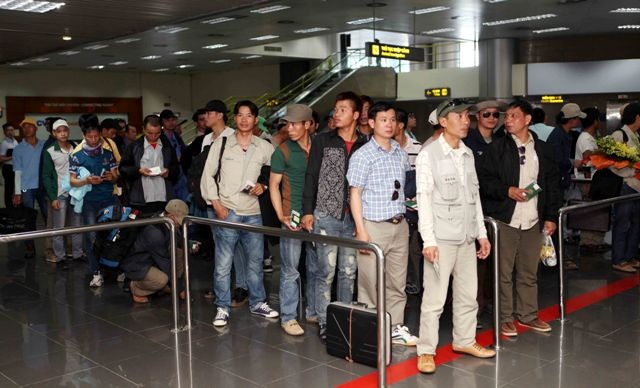 23 doanh nghiệp lớn nhất có quy mô cung ứng 1.000 lao động/năm - 1 Lao động VN từ Lybia về nước