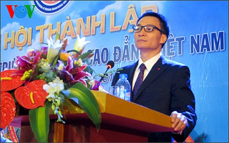 “Muốn có nguồn nhân lực chất lượng cao phải thực hiện tự chủ Đại học” - 1 Phó Thủ tướng Vũ Đức Đam phát biểu tại Đại hội