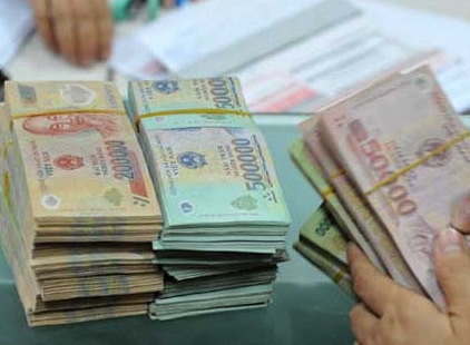 Mức thưởng Tết năm nay sẽ ra sao? - 1 Người lao động tại các doanh nghiệp trông chờ nhiều vào mức thưởng Tết
