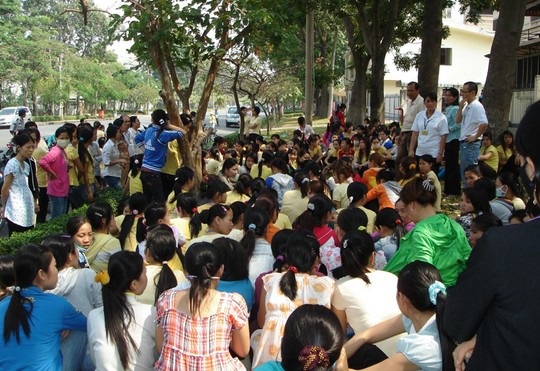 Tranh chấp lao động xảy ra thường do một trong hai bên hành xử bất chấp quy tắc, luật lệ.