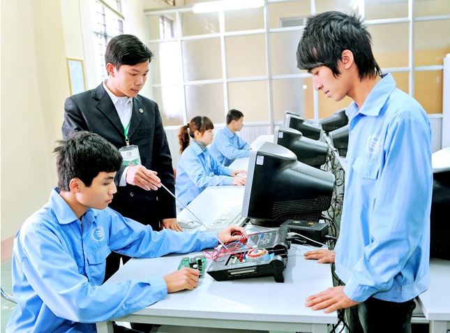 Hỗ trợ duy trì việc làm cho người lao động - 1 Ảnh minh họa