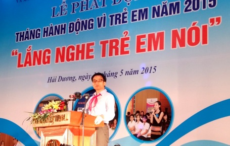 “Chăm sóc trẻ vui, khỏe, giỏi giang hơn chúng ta là hồng phúc nước nhà” - 2 Phó
Thủ tướng Chính phủ Vũ Đức Đam phát biểu tại buổi lễ